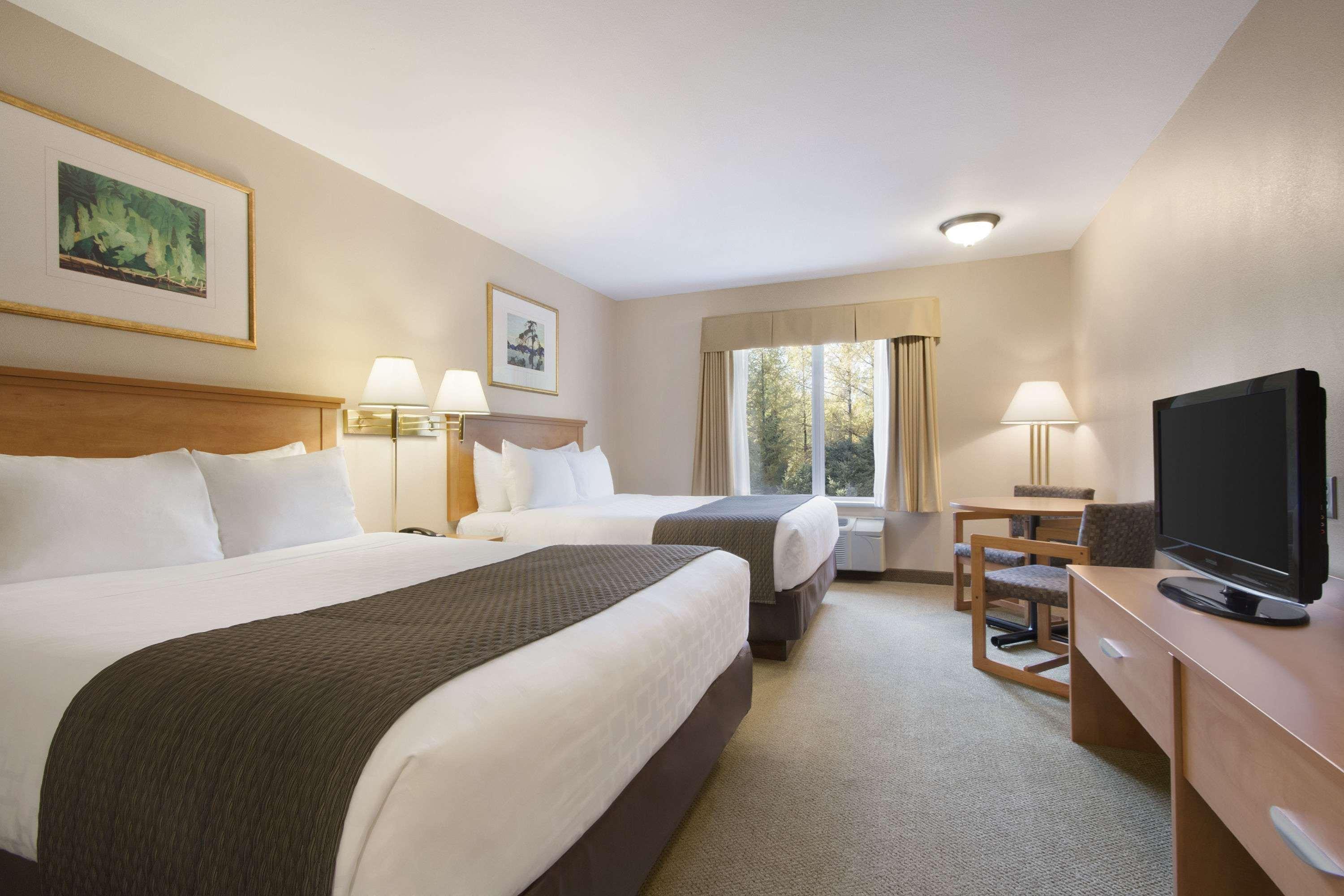 Days Inn & Suites By Wyndham Thunder Bay Eksteriør bilde