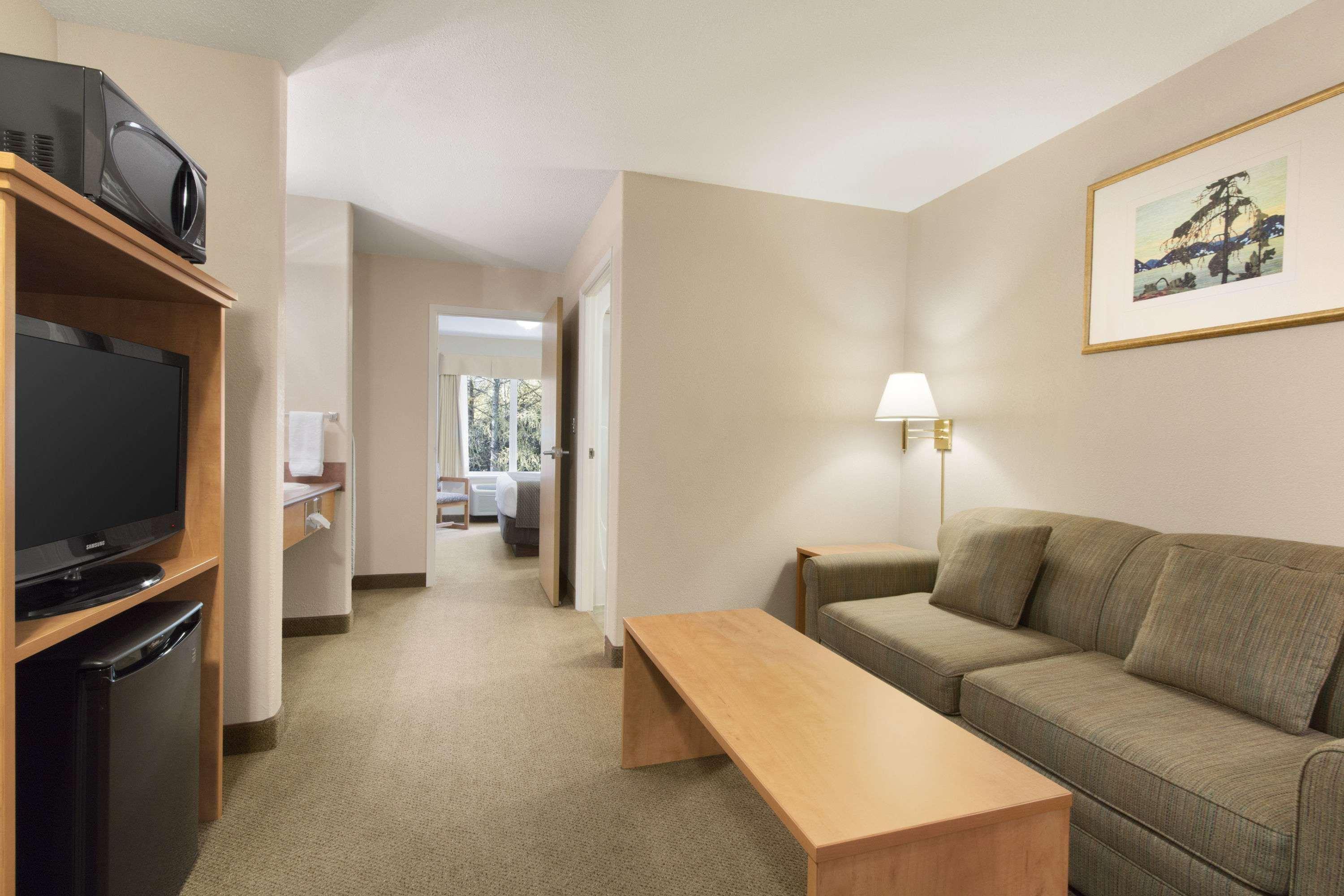 Days Inn & Suites By Wyndham Thunder Bay Eksteriør bilde